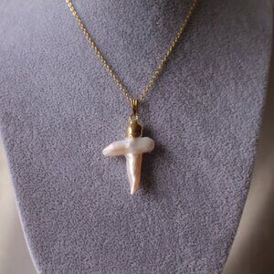 Natural Pearl Cross Pendant Necklace – Unique Handmade Stone Jewelry